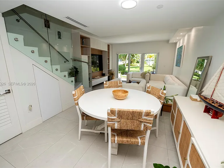 881 Ocean Dr #Townhouse 15 — Photo 17