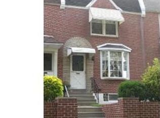 5838 Magdalena St, Philadelphia, PA 19128