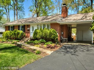 7606 Dunston St, Springfield, VA 22151