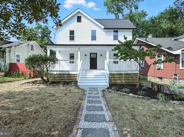 4310 31st St, Mount Rainier, MD 20712