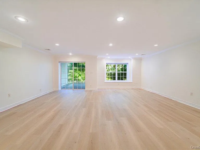 6204 High Ridge Ct — Photo 38