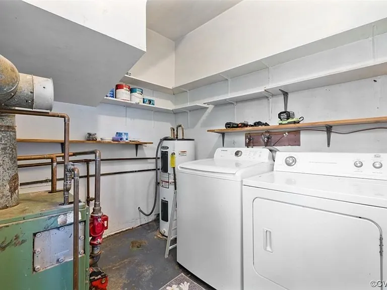 910 Orchard Rd — Photo 12