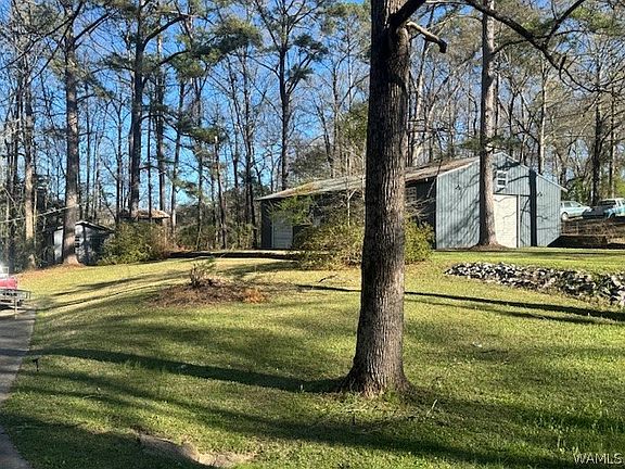 3rd image of 180 Rocky Ridge St