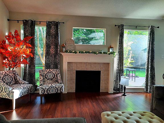 Floor to Ceiling windows 