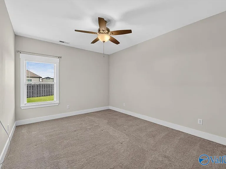 100 Bartram Way — Photo 41
