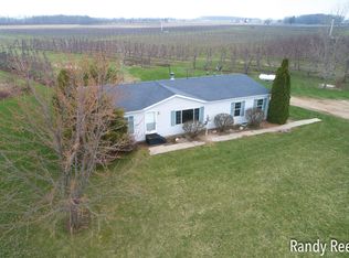 190 Dickinson St, Conklin, MI 49403