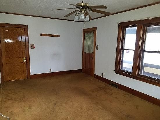 2nd image of 1517 Niagara Ave #2