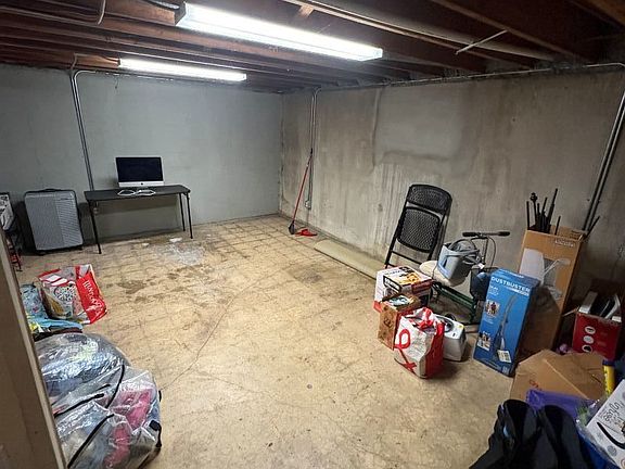 4th image of 1727 McDaniel Ave #A