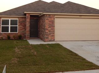 5073 W Claxton Cir, Fayetteville, AR 72704
