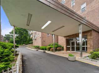300 N Broadway #7B, Yonkers, NY 10710