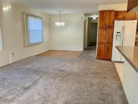 5th image of 4937 Oxford Ave N