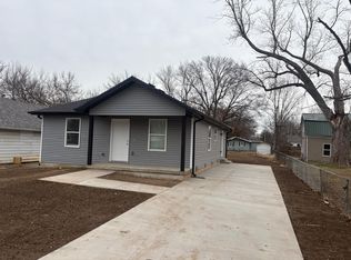 2619 W Monroe St, Springfield, MO 65802