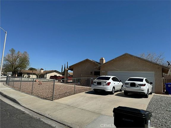 2nd image of 15093 Dakota St