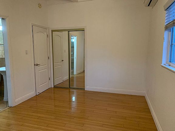 5th image of 43415 Columbia Ave