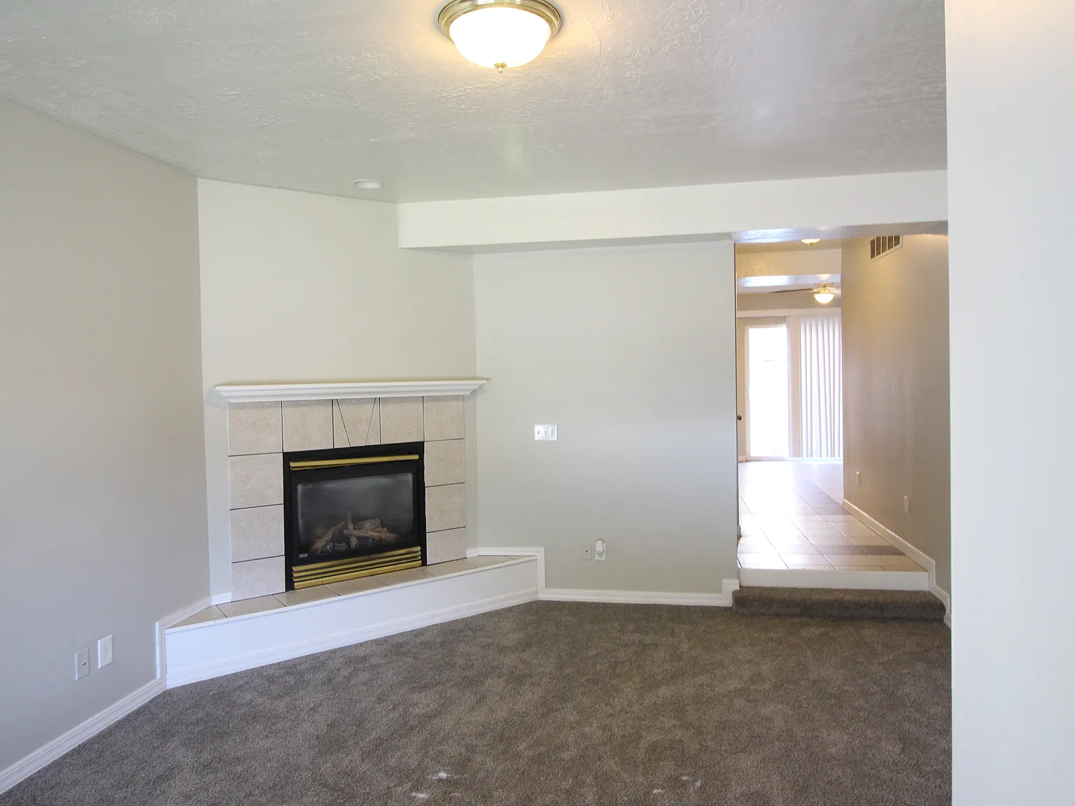 Outstanding unit in Ogden at 3063 Lincoln Ave — Photo 4