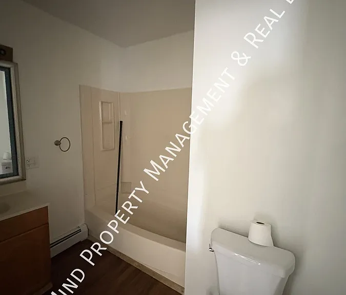 22 Hamilton St #3 — Photo 9