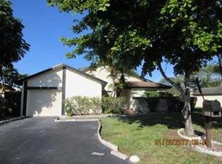 5018 SW 149th Pl, Miami, FL 33185