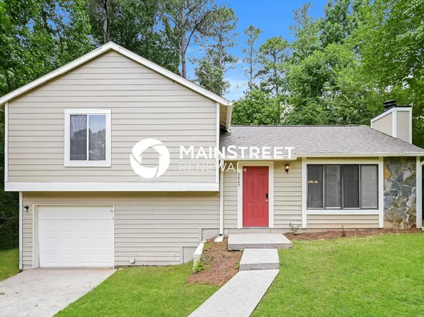 3865 Scarsborough Dr, Lawrenceville, GA 30044