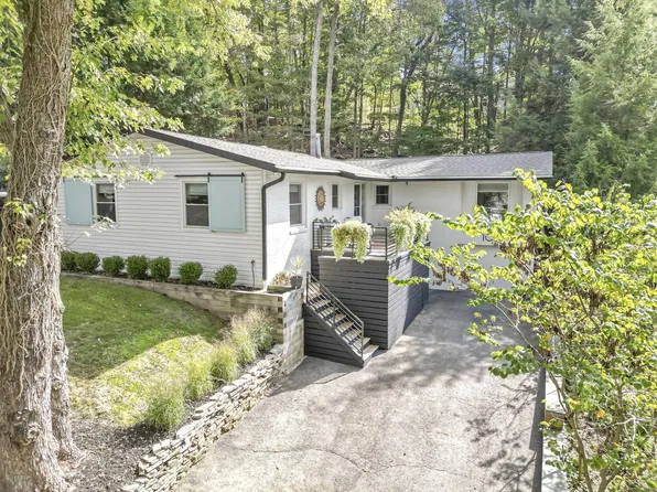 105 Mount Parnassus Dr, Granville, OH 43023