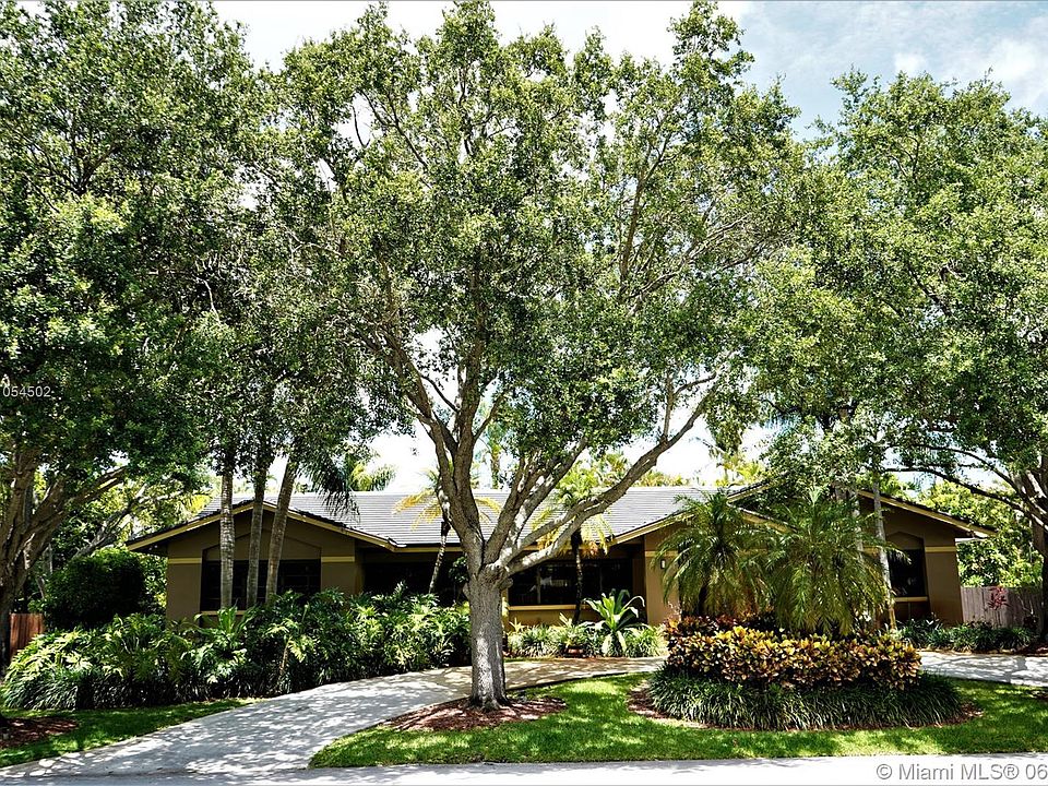 1st image of 18025 SW 83rd Ct