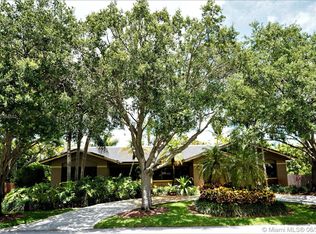 18025 SW 83rd Ct, Palmetto Bay, FL 33157