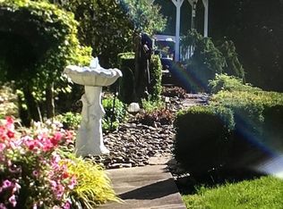 5735 Ripley Rd, Point Pleasant, WV 25550