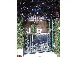 826 N Tigertail Rd, Los Angeles, CA 90049