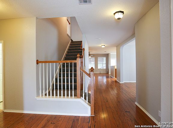 4th image of 253 Cordero Dr