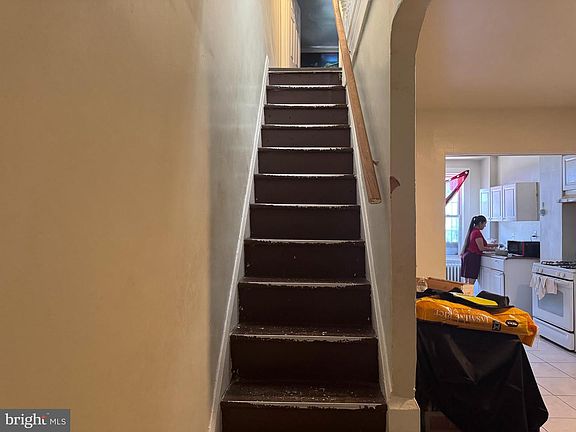 4th image of 513 N Ellwood Ave