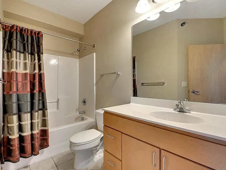 2600 University Ave SE #418 — Photo 12
