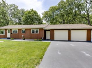 3925 N Neeley Ave, Decatur, IL 62526