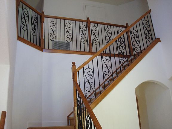 4th image of 4667 Cadiz Circle