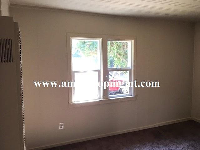 2nd image of 1044 Los Robles Blvd #A