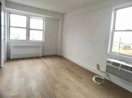 Rented by Bohemia Realty Group | media 4