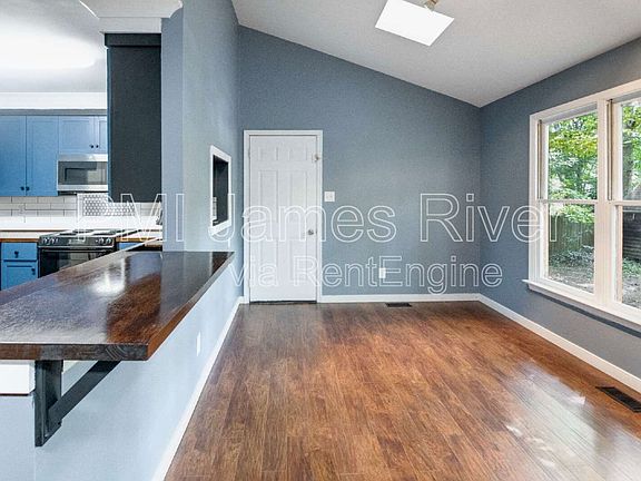 4th image of 400 Grinell Dr