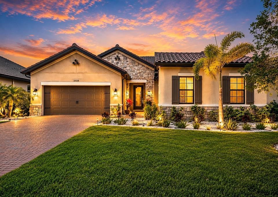 1st image of 2028 WOODLEAF HAMMOCK COURT