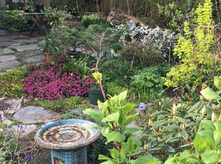 9040 18th Ave SW, Seattle, WA 98106