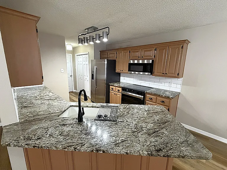 6308 Remington Ct — Photo 6