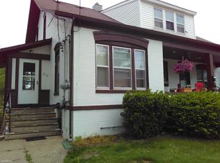 621 1/2 N Mill St, Clio, MI 48420