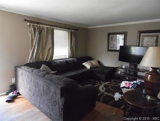 3rd image of 3310 Michigan Ave