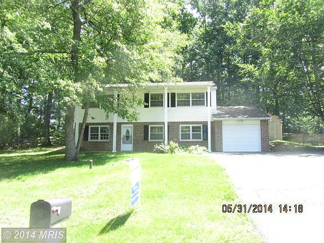 1st image of 7711 Eckley Ct