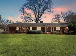 2314 Meadowbrook Rd SE, Decatur, AL 35601