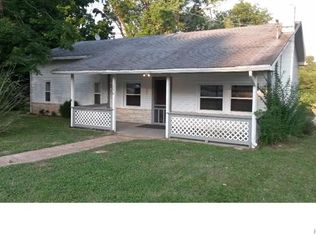 1356 Highway At, Villa Ridge, MO 63089