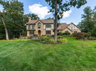 1631 Timber Woods Ln, Libertyville, IL 60048