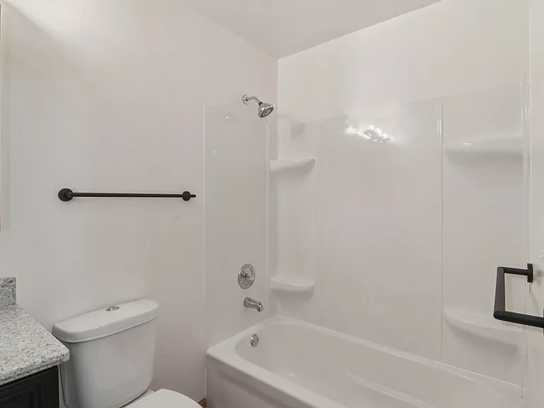 Heritage Green Apartments — Photo 7