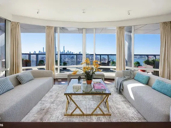 245 W 99th St APT Penthouse, New York, NY 10025
