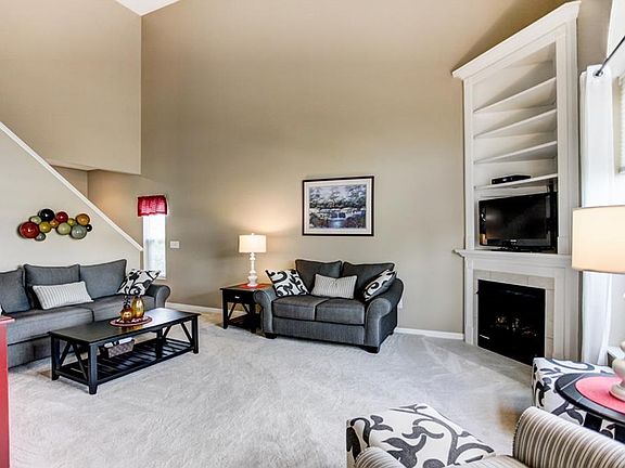 5th image of 9250 Great Lakes Cir