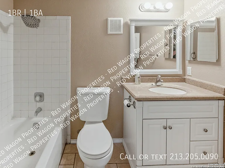 11610 Vance Jackson Rd #ROAD413 — Photo 3