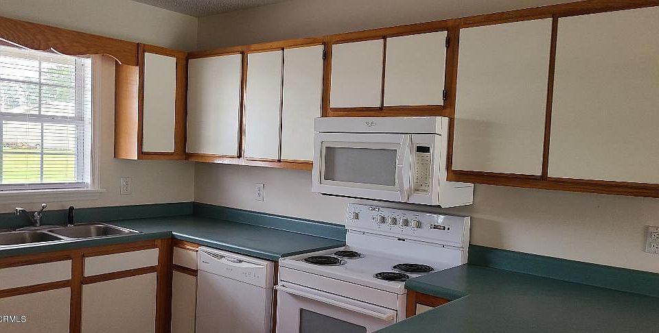 2nd image of 601-H47 Pelletier Loop Rd #76