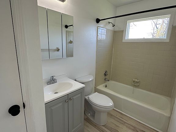 4th image of 1408 Jandymar Ct